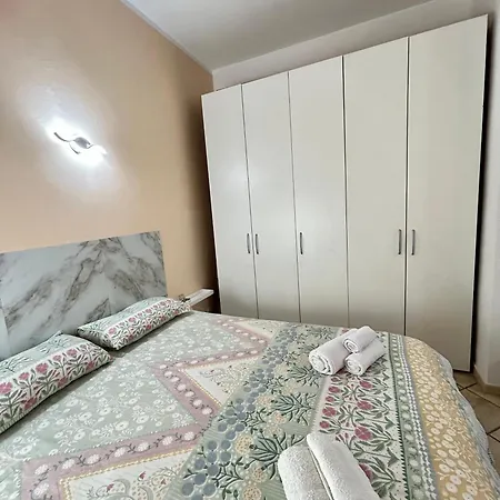 A 1 Bijou Rome